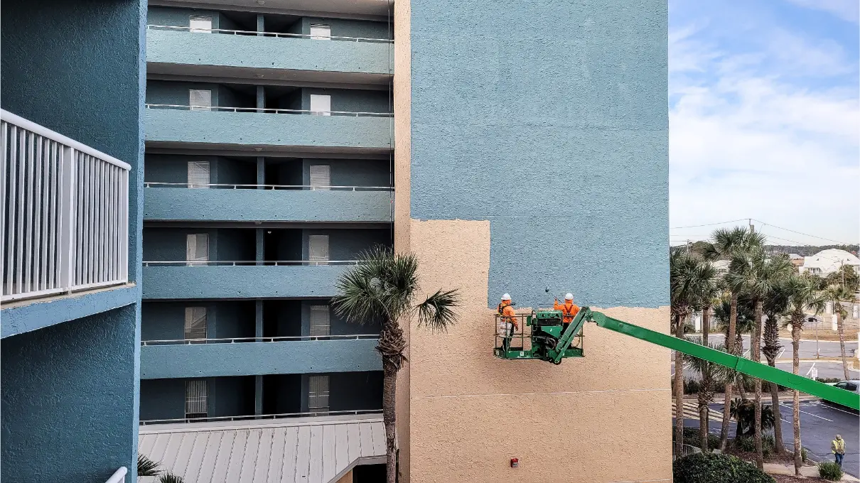 Peinture résistante pour façades et volets dans les Vosges.